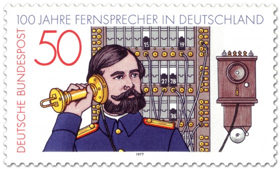 Stamp: Altes Telefon (Fernsprecher) und Vermittlungsbeamter